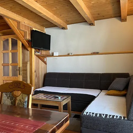 Vikendica Mati * クープレス