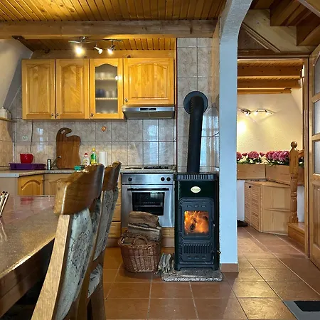 Vikendica Mati * Kupres (Canton 10)